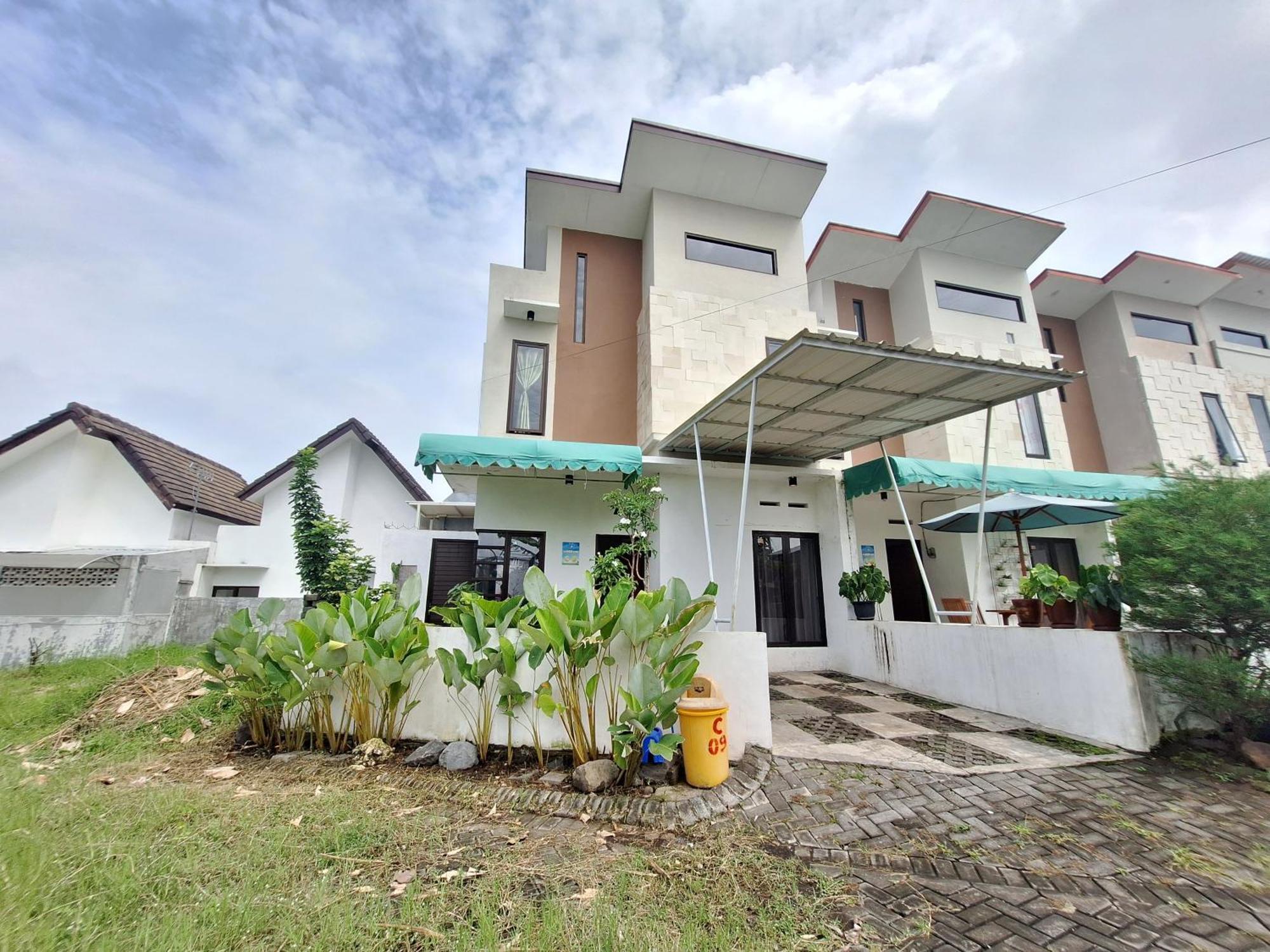 Villa Estetik Di Malang Exterior foto